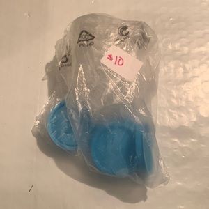 Tupperware set of 6 measuring cup plastic containers 6 for $10 NWT